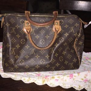 Louis Vuitton speedy 30